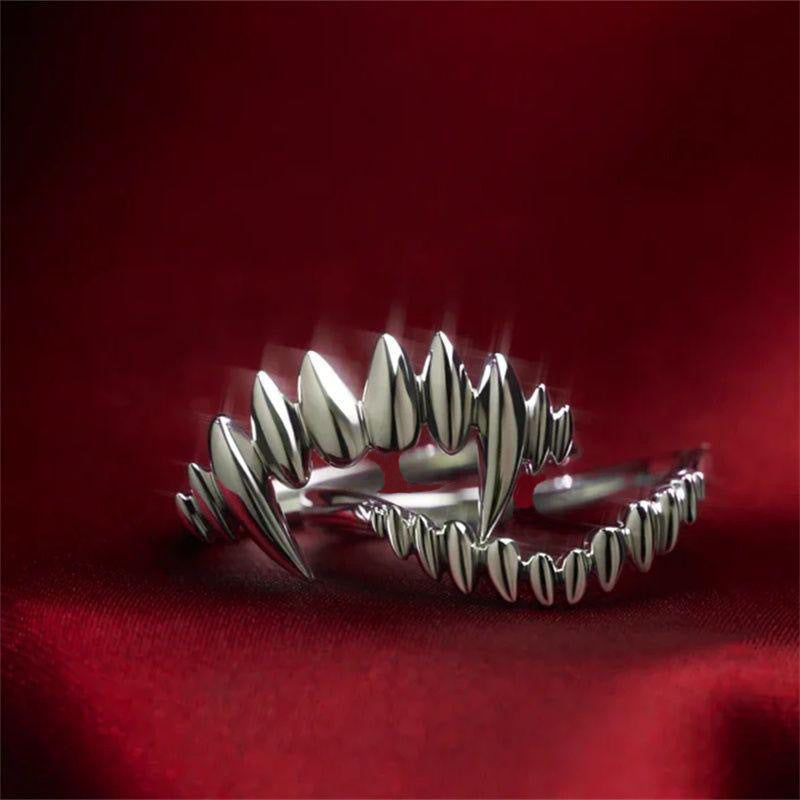 Dracula Ring Set