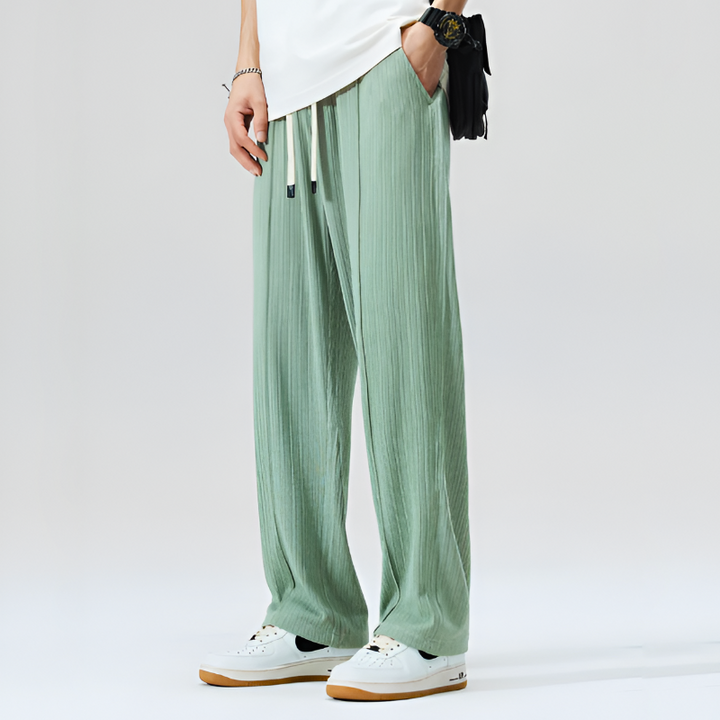 Livo Pleated Pants